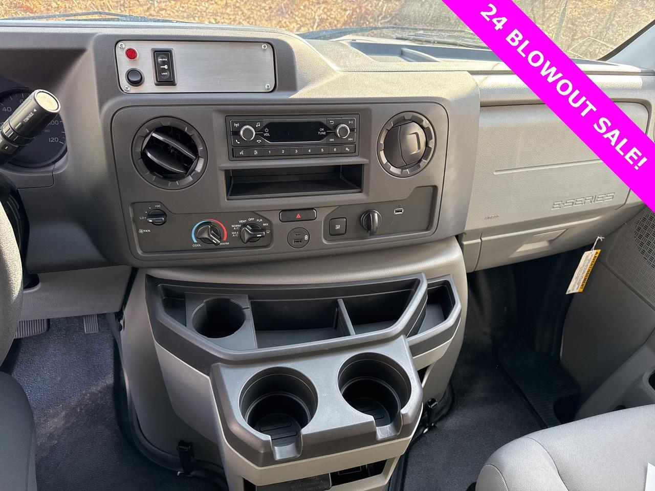 2024 Ford E-450SD Base Warrenton VA