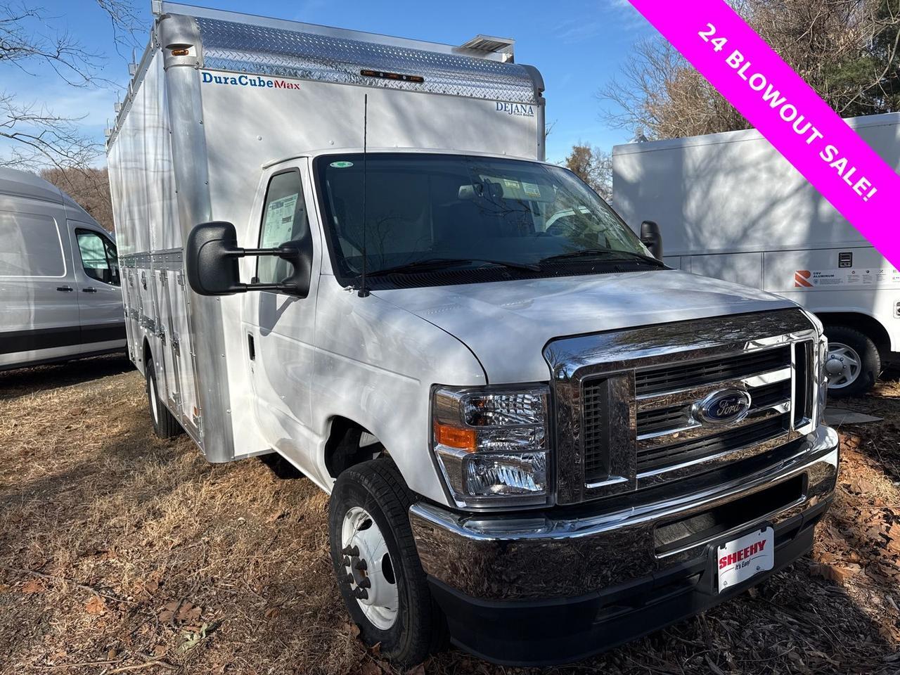 2024 Ford E-450SD Base