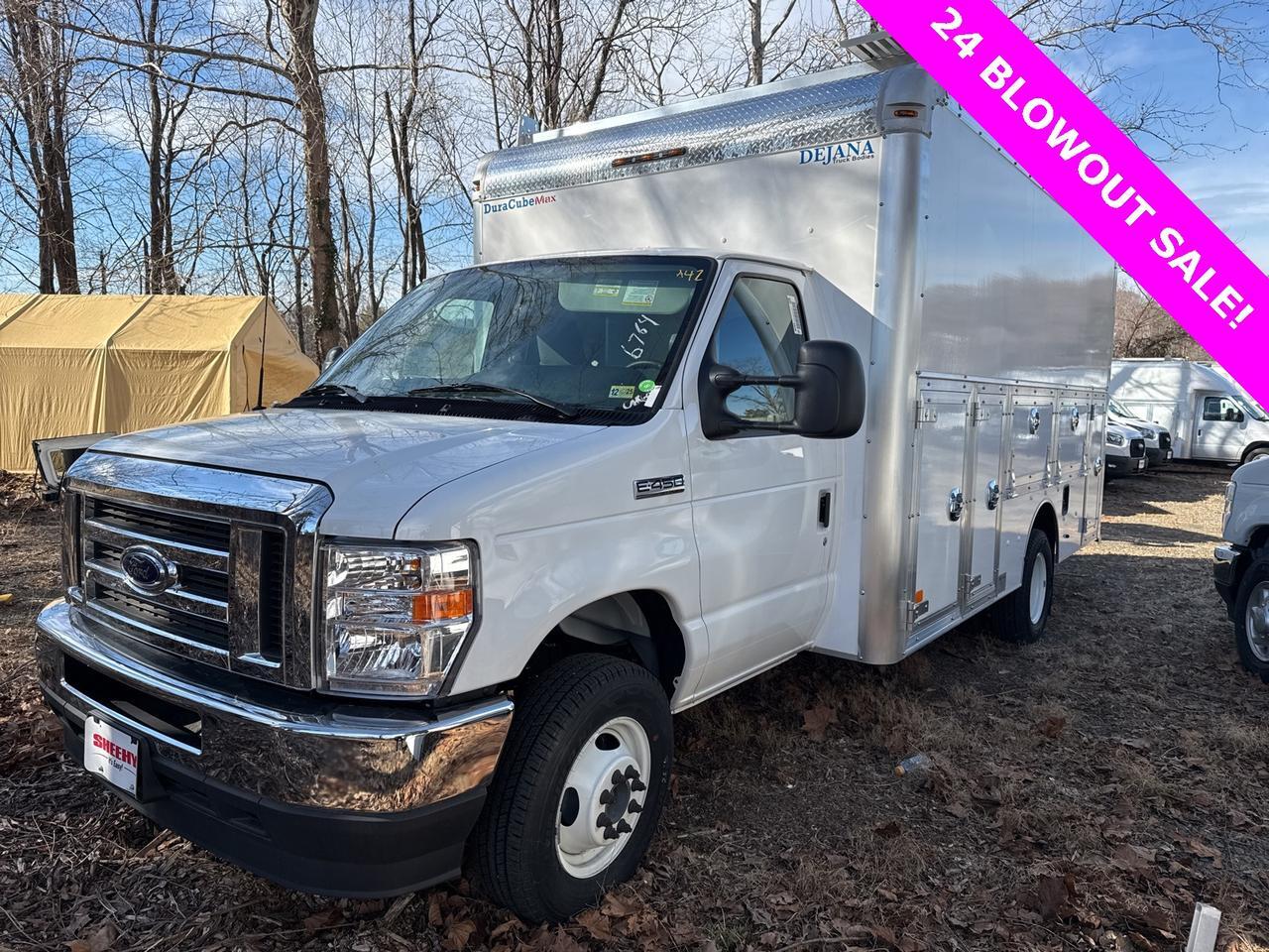 2024 Ford E-450SD Base Warrenton VA