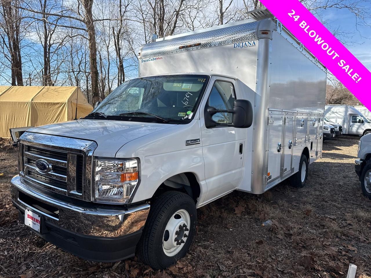 2024 Ford E-450SD Base Warrenton VA