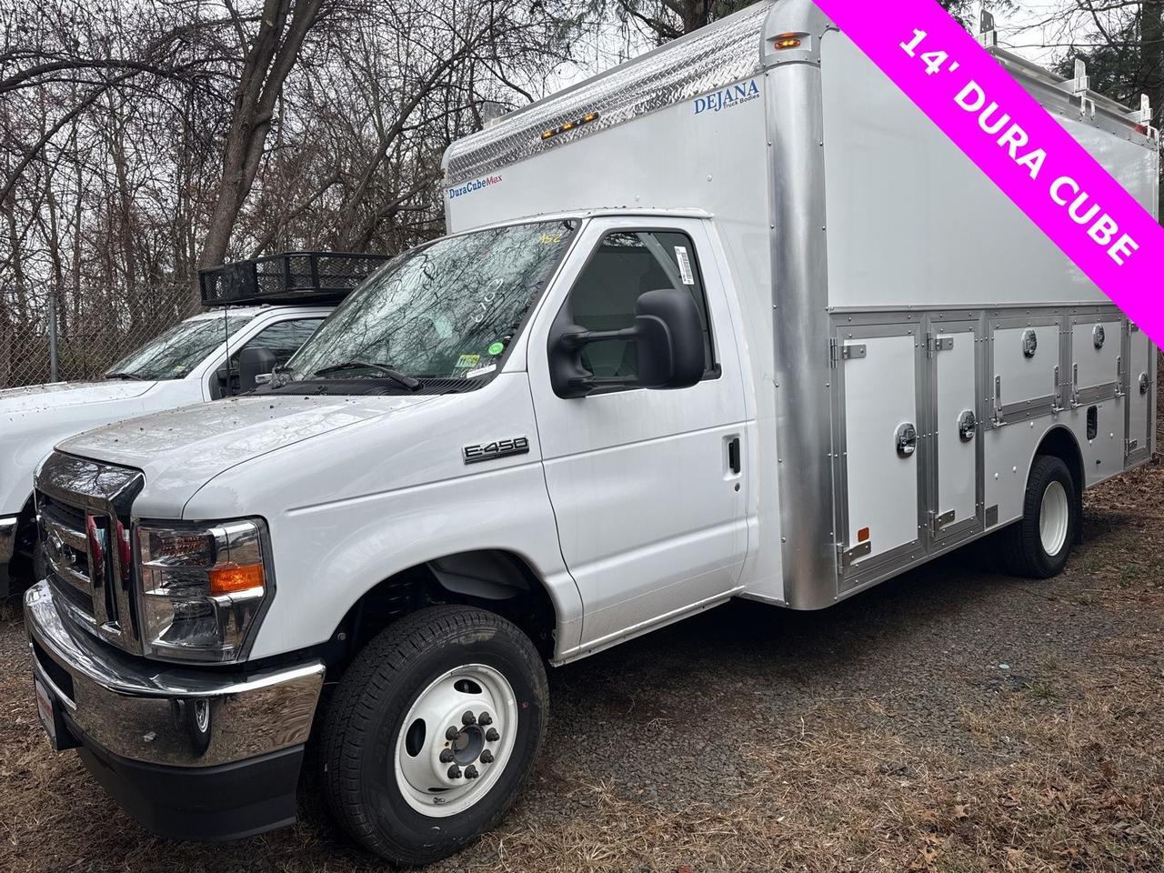 2024 Ford E-450SD Base Warrenton VA