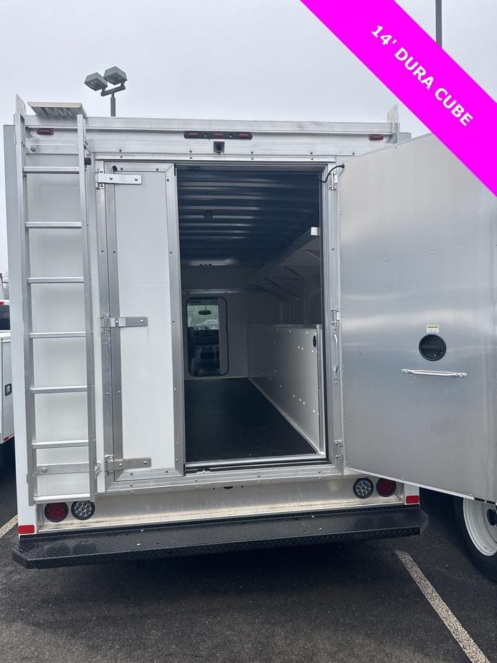 2024 Ford E-450SD Base Warrenton VA