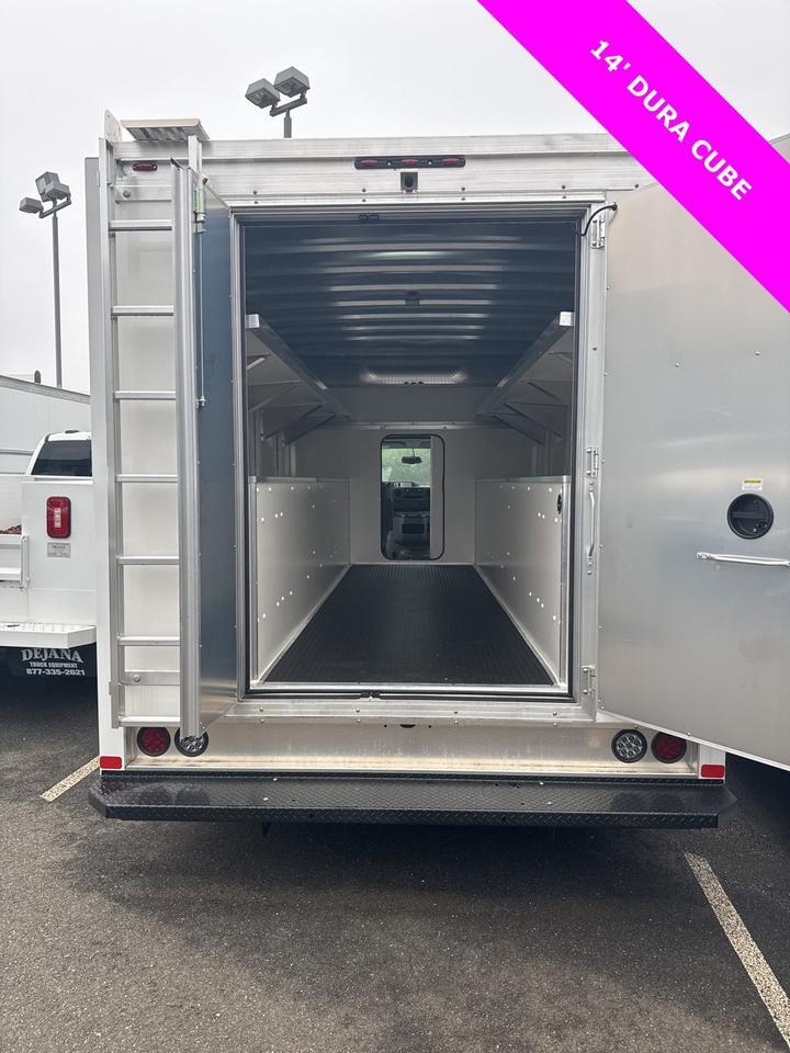 2024 Ford E-450SD Base Warrenton VA