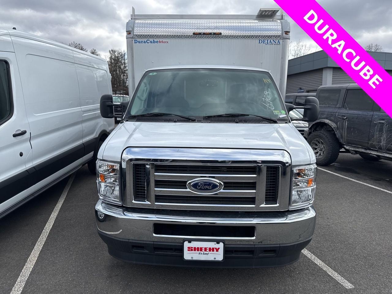 2024 Ford E-450SD Base Warrenton VA