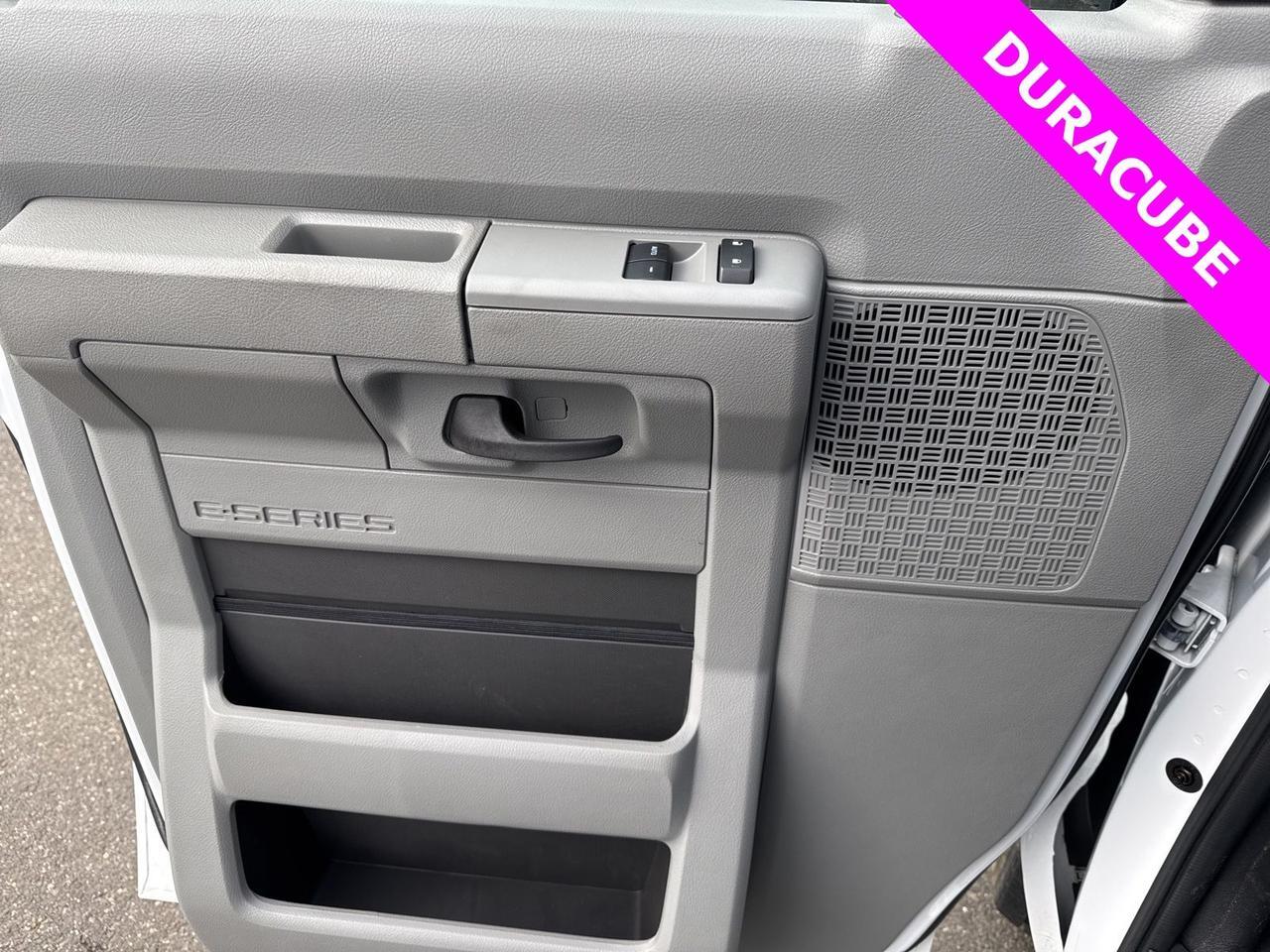 2024 Ford E-450SD Base Warrenton VA