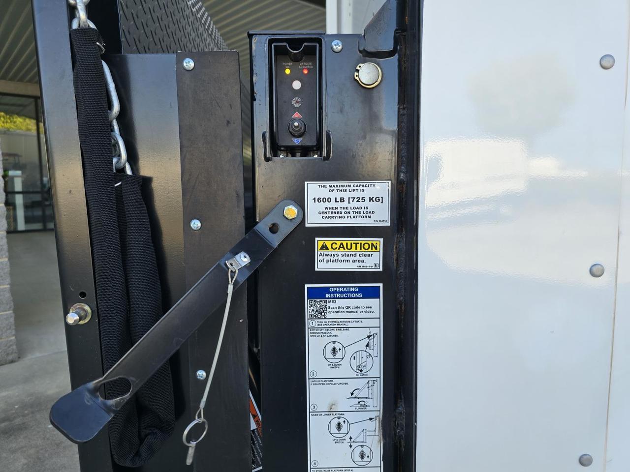 2024 Ford E-Series Cutaway E-350 DRW 16FT Box W/Maxon 1,600lb Liftgate and Roll-Up Door Concord NC