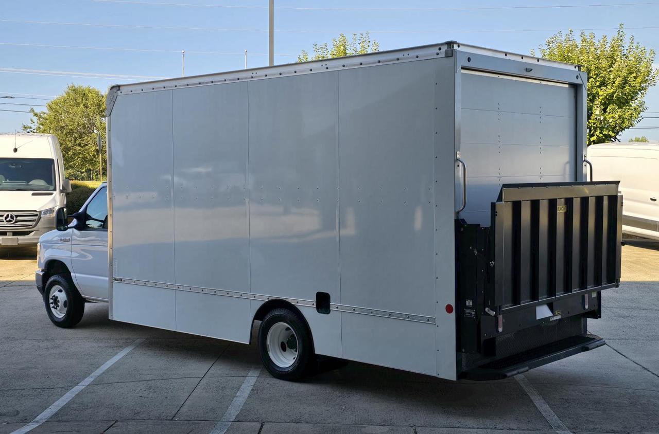 2024 Ford E-Series Cutaway E-350 DRW 16FT Box W/Maxon 1,600lb Liftgate and Roll-Up Door Concord NC
