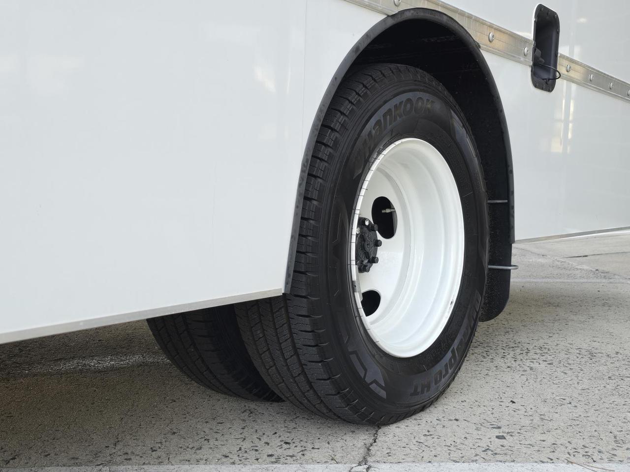 2024 Ford E-Series Cutaway E-350 DRW 16FT Box W/Maxon 1,600lb Liftgate and Roll-Up Door Concord NC