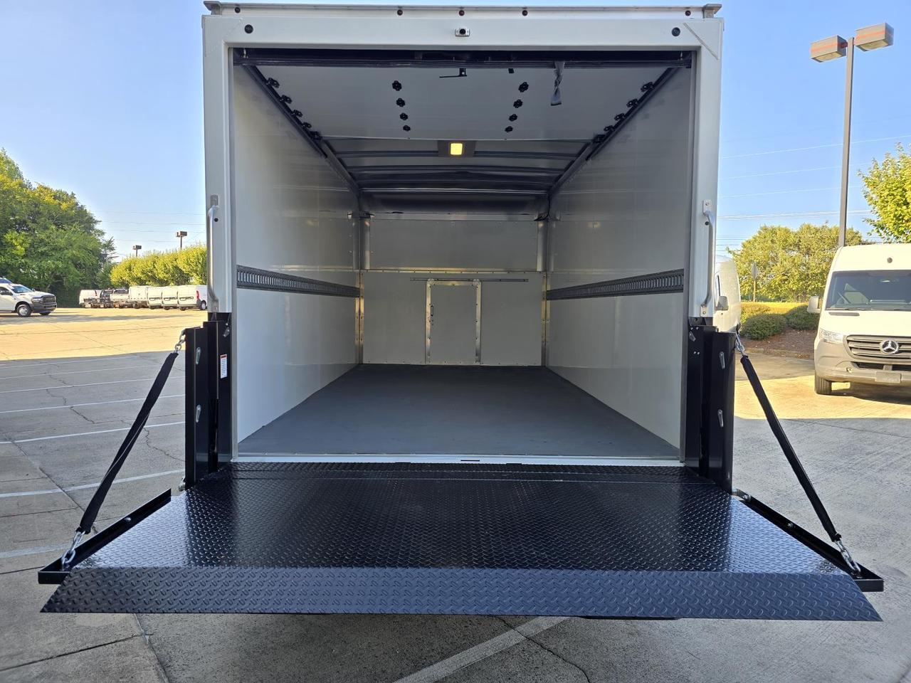 2024 Ford E-Series Cutaway E-350 DRW 16FT Box W/Maxon 1,600lb Liftgate and Roll-Up Door Concord NC