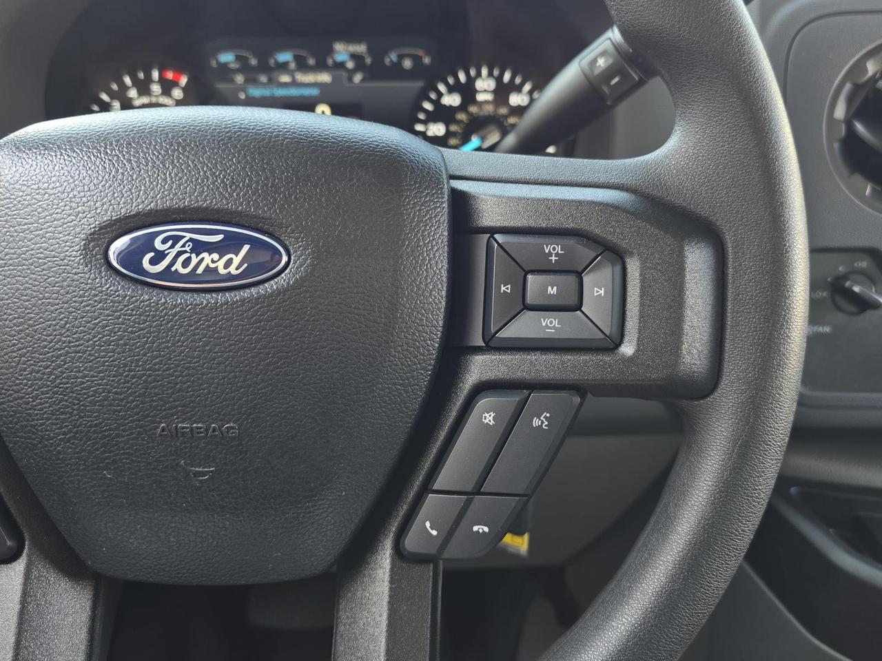 2024 Ford E-Series Cutaway E-350 DRW 16FT Box W/Maxon 1,600lb Liftgate and Roll-Up Door Concord NC