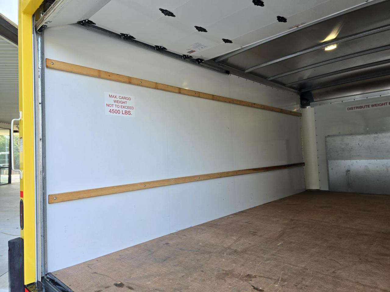 2024 Ford E-Series Cutaway E-350 DRW 16FT Box W/Roll-Up Door and Pull-Out Ramp Concord NC