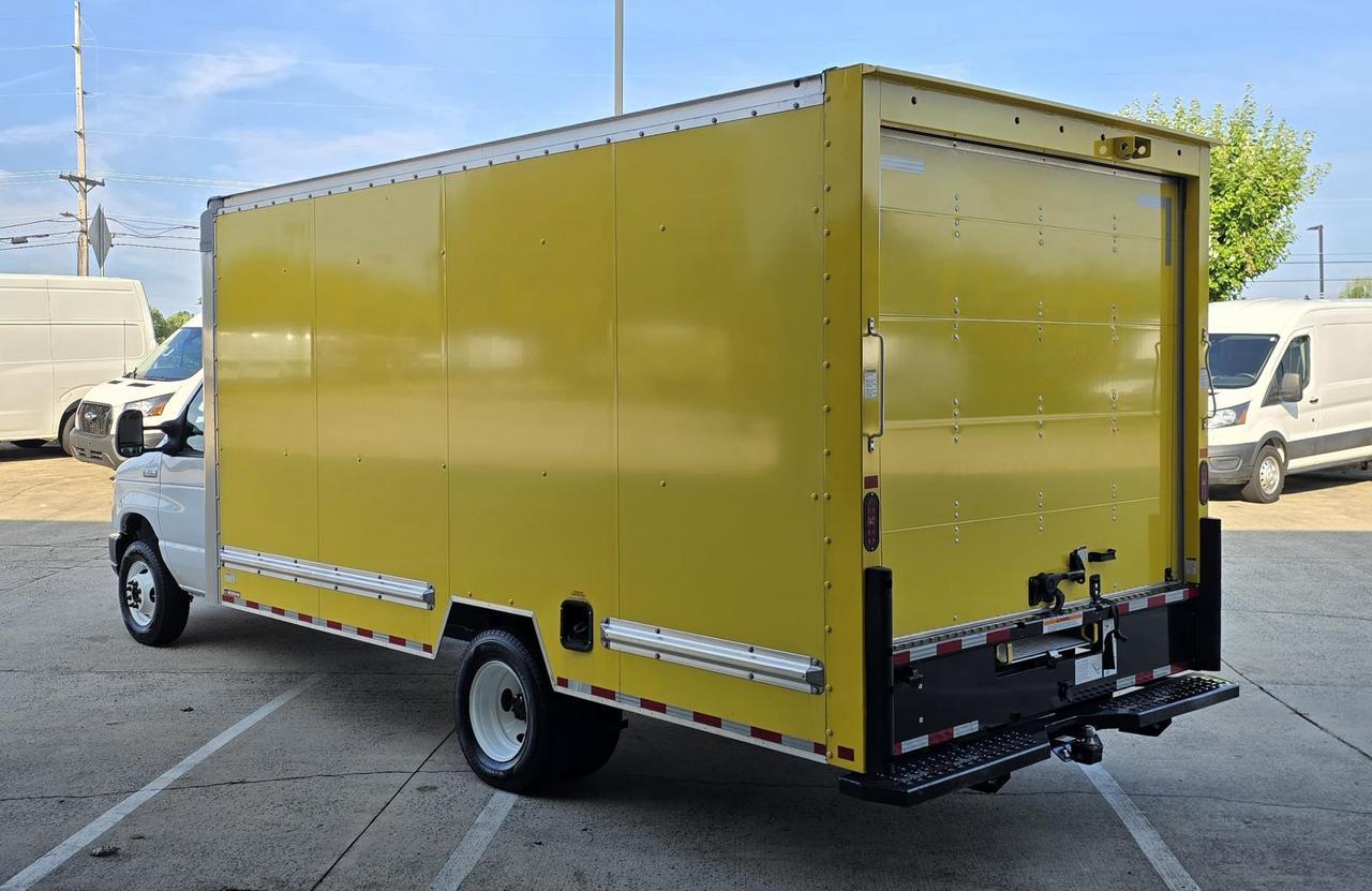 2024 Ford E-Series Cutaway E-350 DRW 16FT Box W/Roll-Up Door and Pull-Out Ramp Concord NC