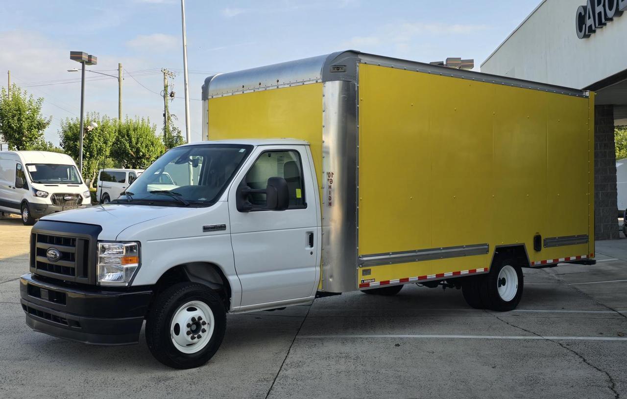 2024 Ford E-Series Cutaway E-350 DRW 16FT Box W/Roll-Up Door and Pull-Out Ramp Concord NC