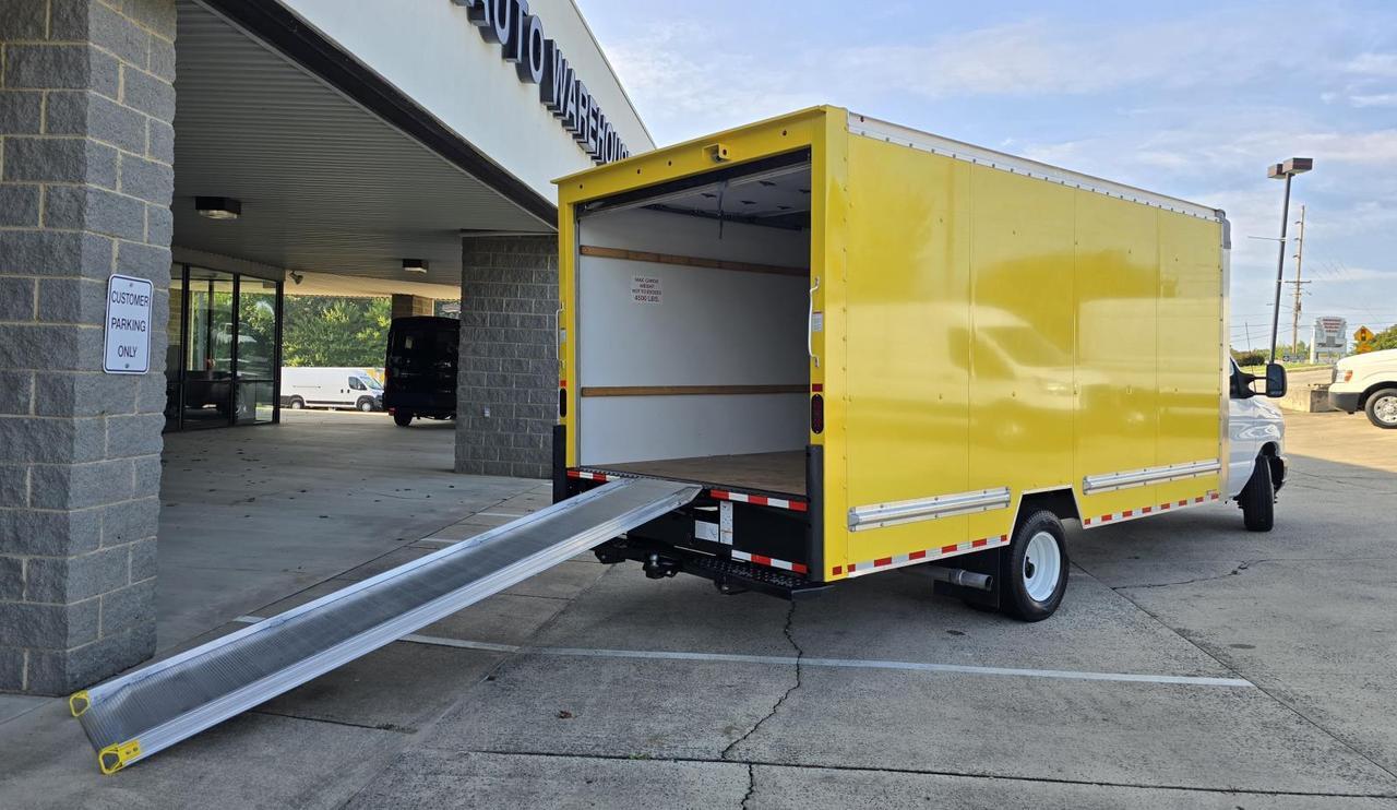 2024 Ford E-Series Cutaway E-350 DRW 16FT Box W/Roll-Up Door and Pull-Out Ramp Concord NC