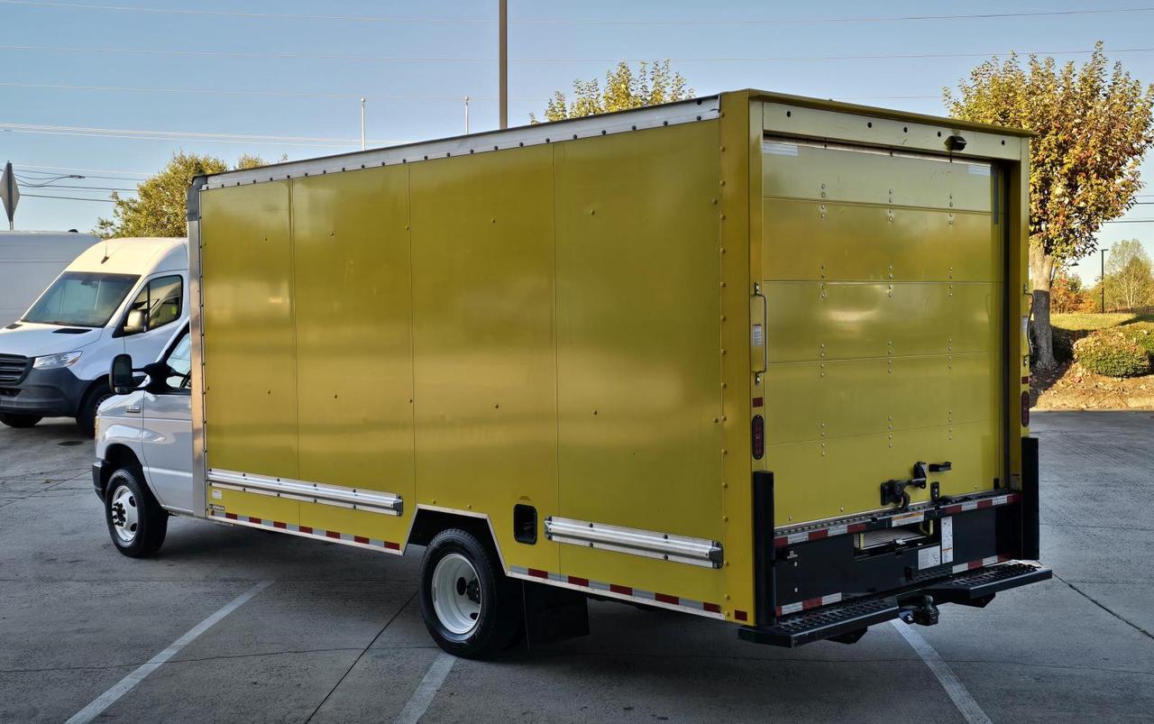 2024 Ford E-Series Cutaway E-350 DRW 16FT Box W/Roll-Up Door and Pull-Out Ramp Concord NC