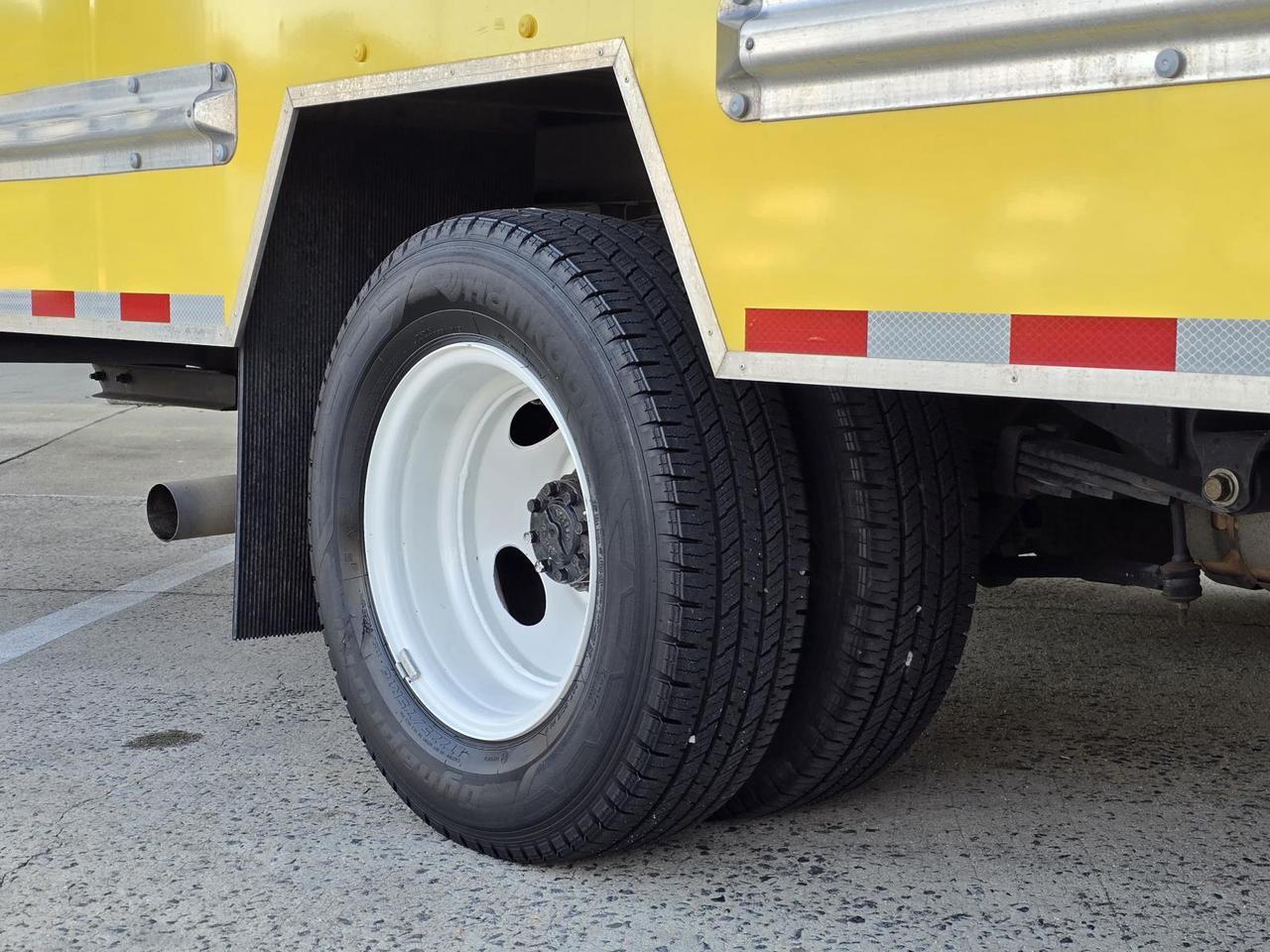2024 Ford E-Series Cutaway E-350 DRW 16FT Box W/Roll-Up Door and Pull-Out Ramp Concord NC