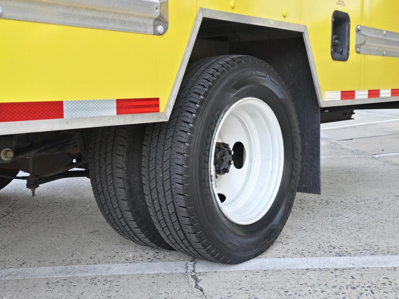 2024 Ford E-Series Cutaway E-350 DRW 16FT Box W/Roll-Up Door and Pull-Out Ramp Concord NC