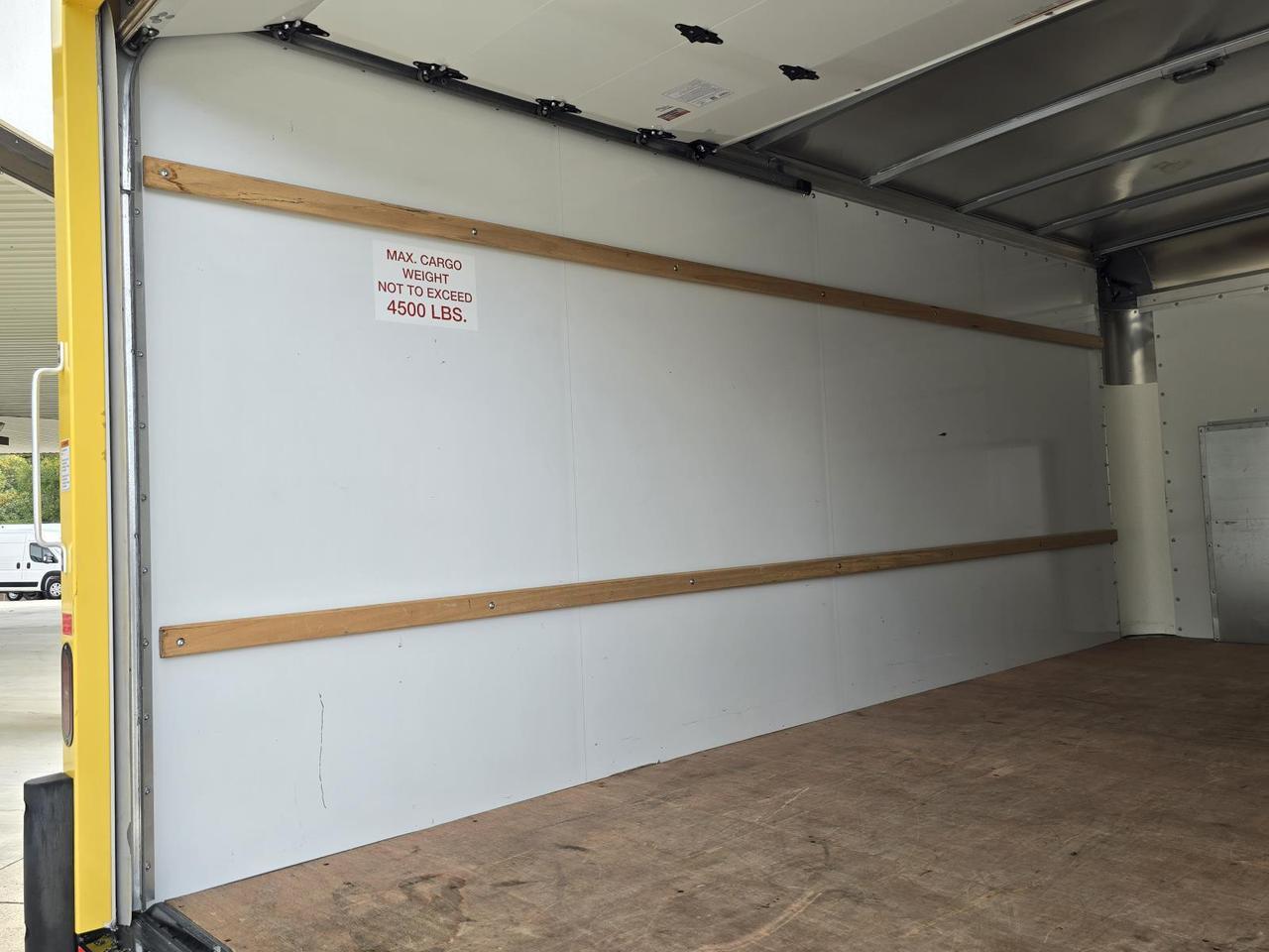 2024 Ford E-Series Cutaway E-350 DRW 16FT Box W/Roll-Up Door and Pull-Out Ramp Concord NC