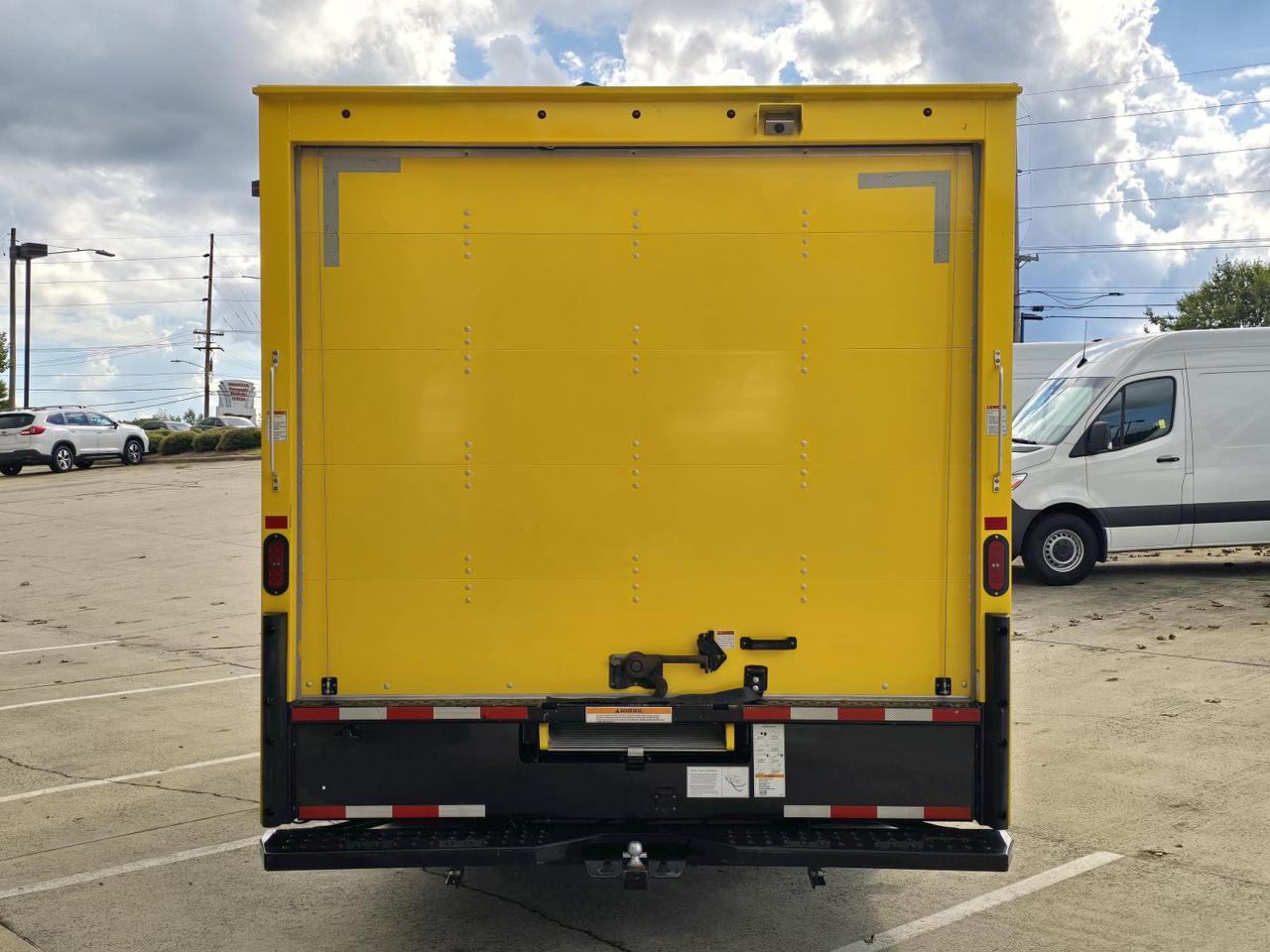 2024 Ford E-Series Cutaway E-350 DRW 16FT Box W/Roll-Up Door and Pull-Out Ramp Concord NC