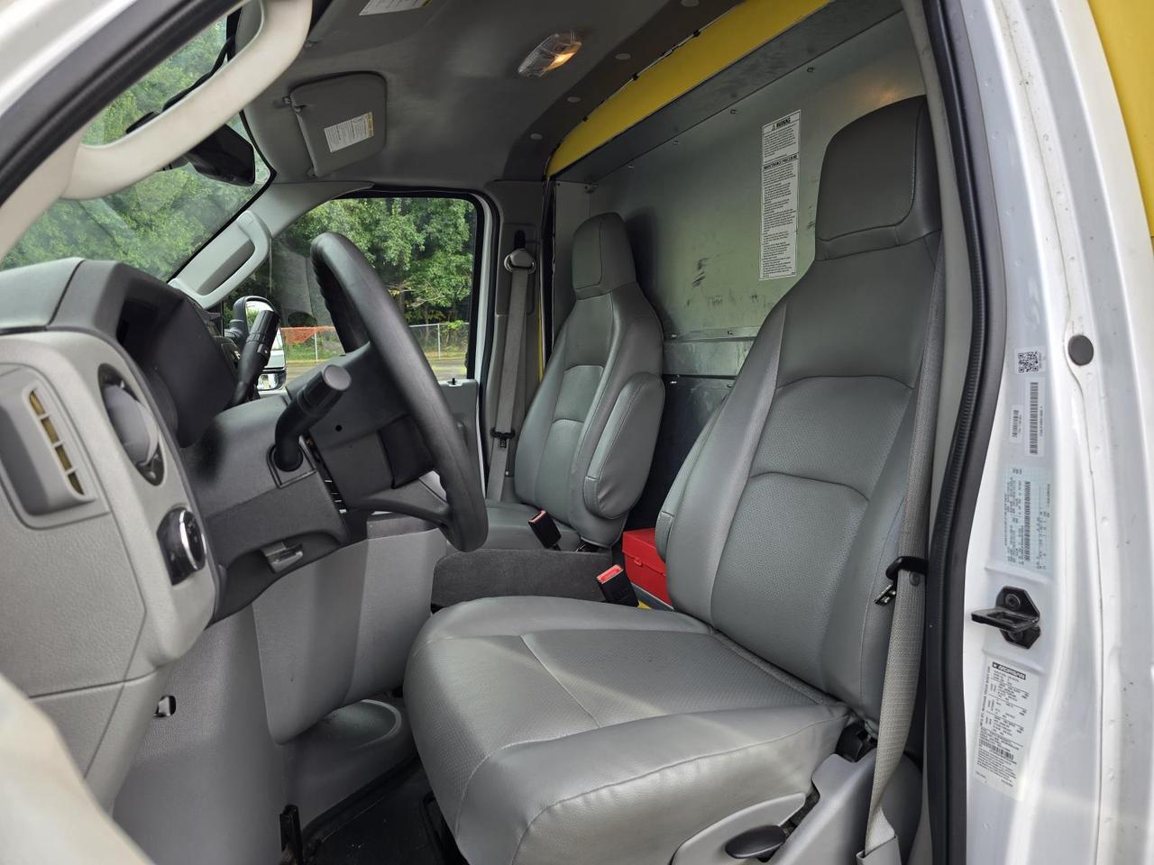 2024 Ford E-Series Cutaway E-350 DRW 16FT Box W/Roll-Up Door and Pull-Out Ramp Concord NC