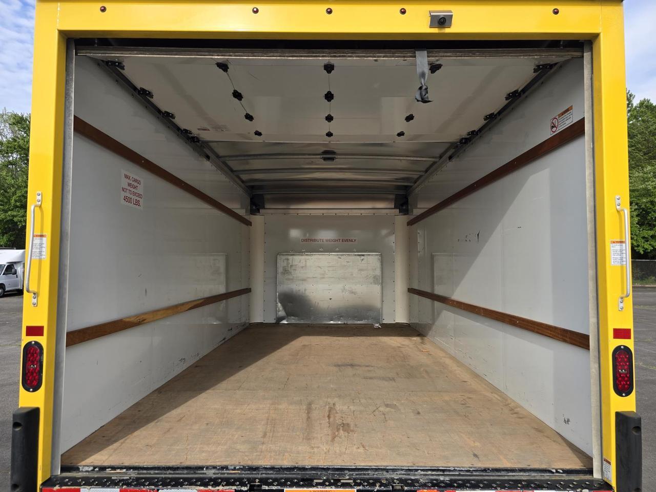 2024 Ford E-Series Cutaway E-350 DRW 16FT Box W/Roll-Up Door and Pull-Out Ramp Concord NC