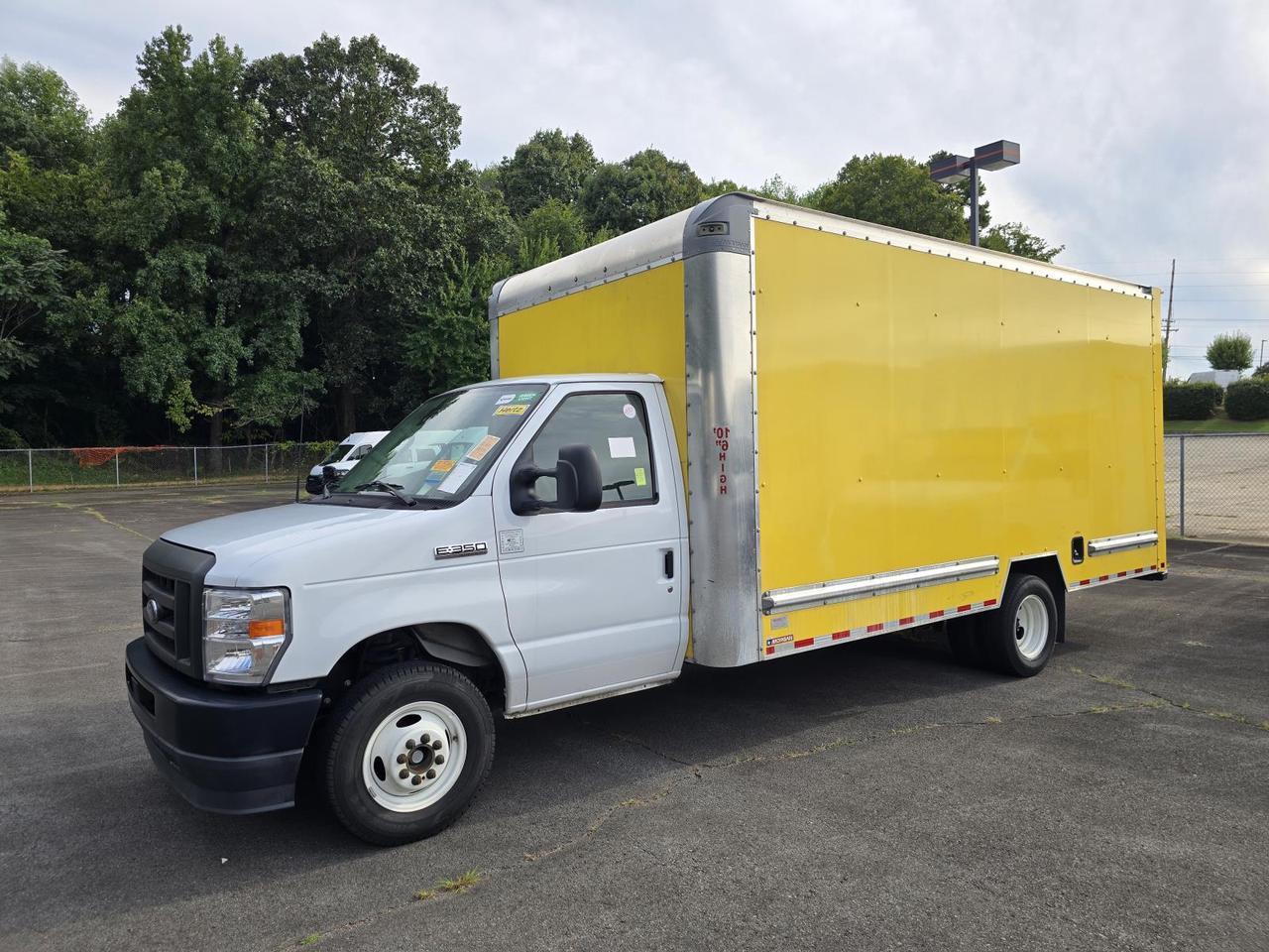 2024 Ford E-Series Cutaway E-350 DRW 16FT Box W/Roll-Up Door and Pull-Out Ramp Concord NC