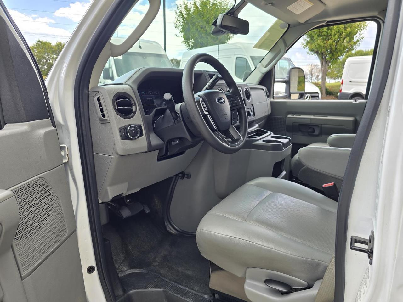 2024 Ford E-Series Cutaway E-350 DRW 16FT Box W/Roll-Up Door and Pull-Out Ramp Concord NC