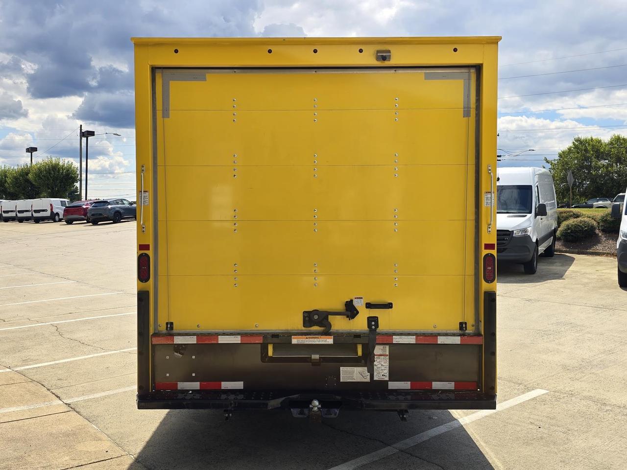 2024 Ford E-Series Cutaway E-350 DRW 16FT Box W/Roll-Up Door and Pull-Out Ramp Concord NC