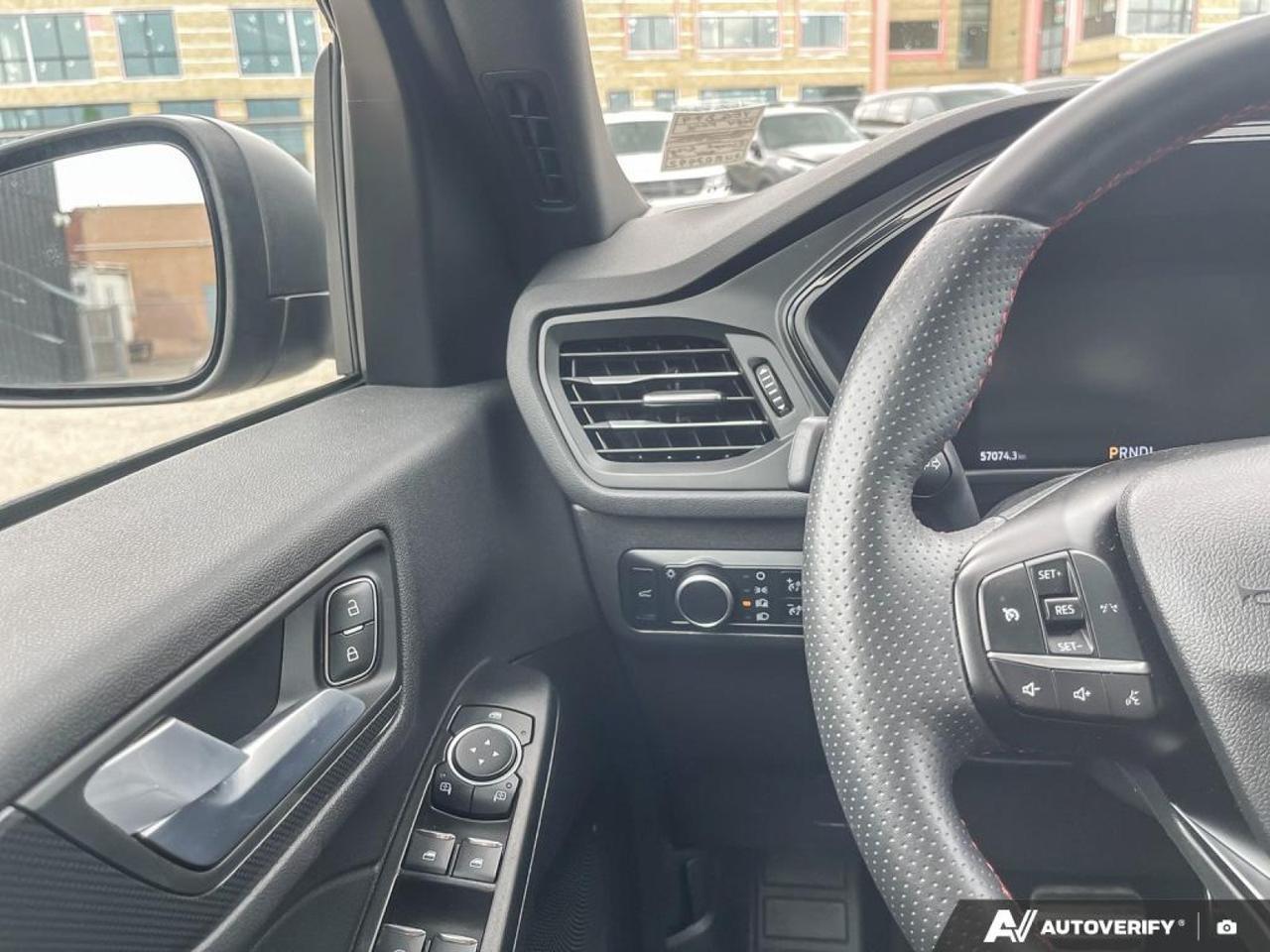2024 Ford ESCAPE ST-LINE Edmonton AB