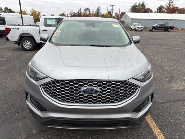 2024 Ford Edge Pine River MN