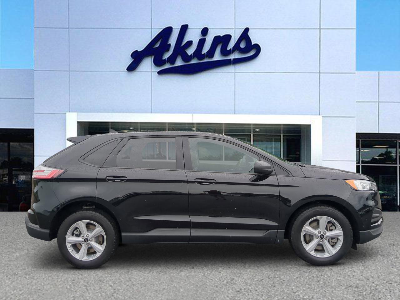 2024 Ford Edge SE