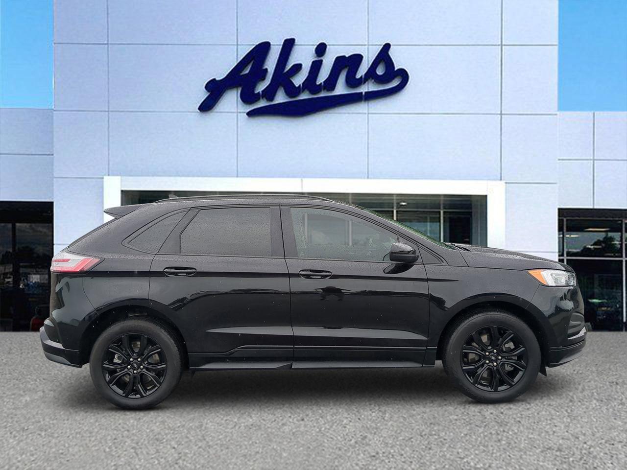 2024 Ford Edge SE