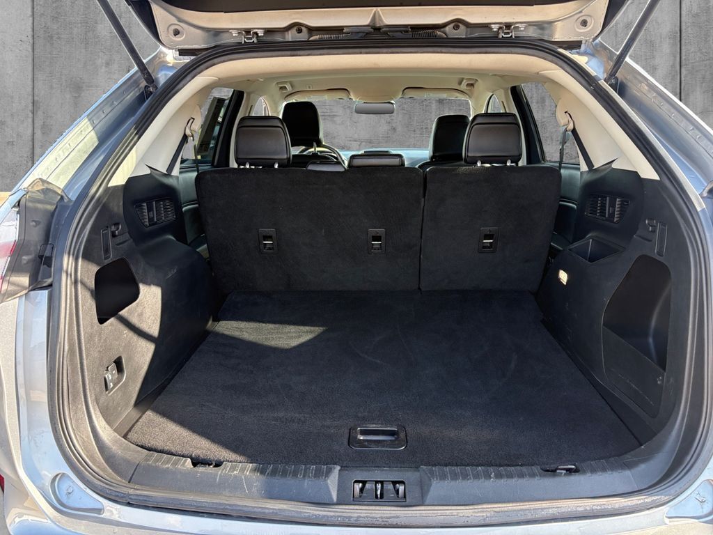 2024 Ford Edge SEL Hondo TX