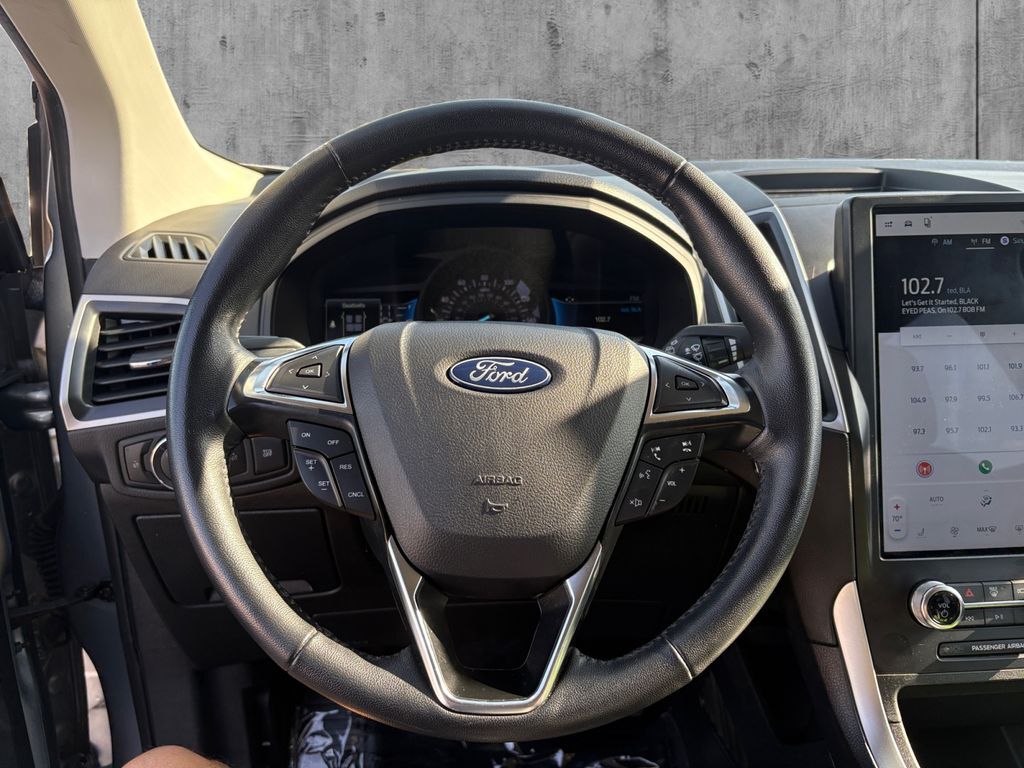 2024 Ford Edge SEL Hondo TX