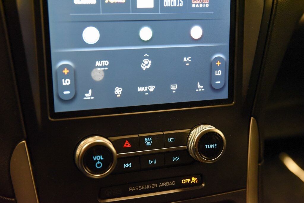 2024 Ford Edge SEL Akron