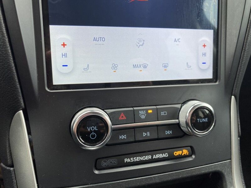 2024 Ford Edge SEL Bristol  PA