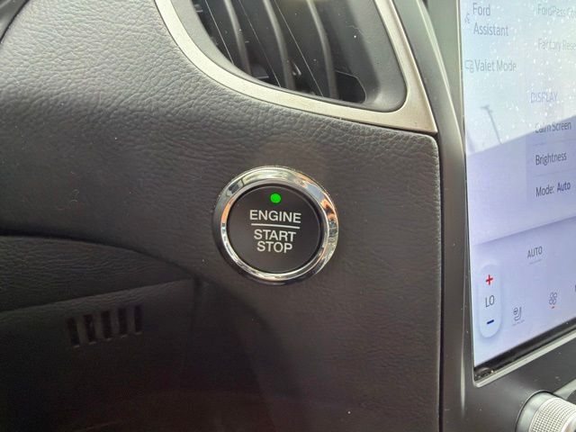 2024 Ford Edge SEL Random Lake WI