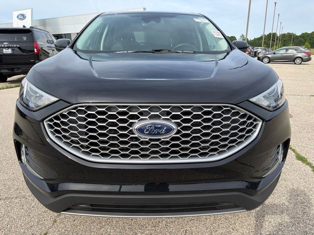 2024 Ford Edge SEL Random Lake WI