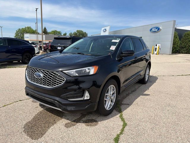 2024 Ford Edge SEL Random Lake WI