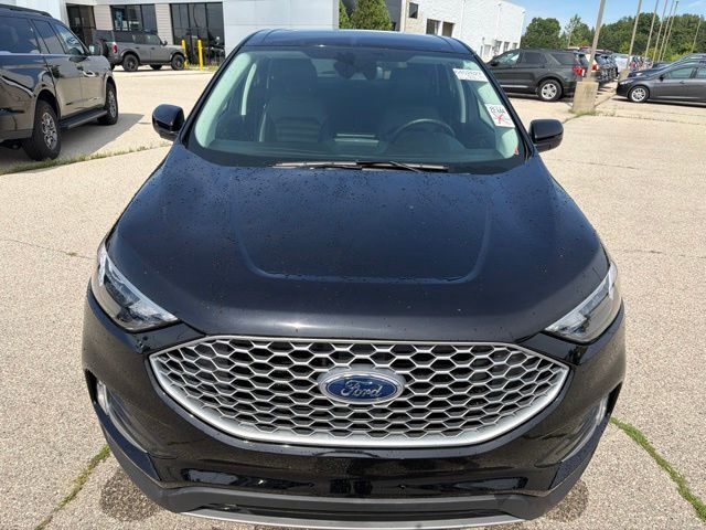 2024 Ford Edge SEL Random Lake WI
