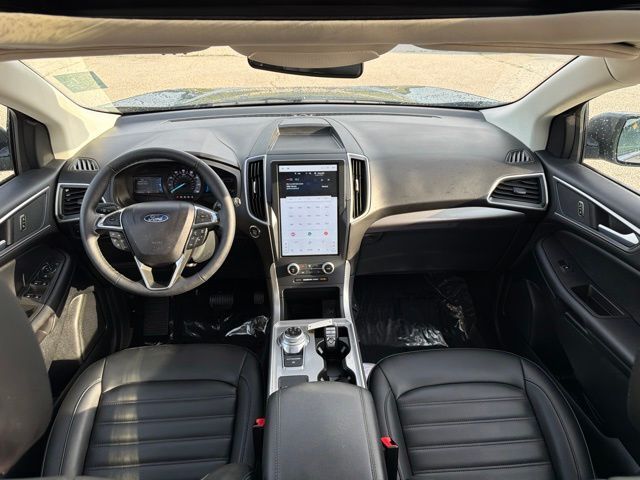 2024 Ford Edge SEL Random Lake WI