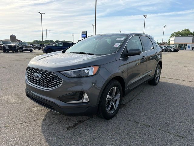 2024 Ford Edge SEL Random Lake WI
