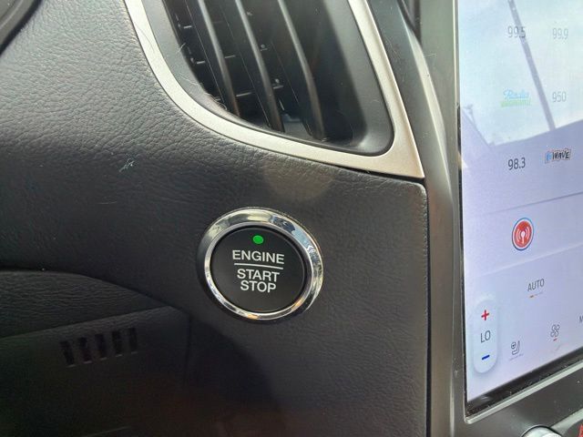 2024 Ford Edge SEL Random Lake WI
