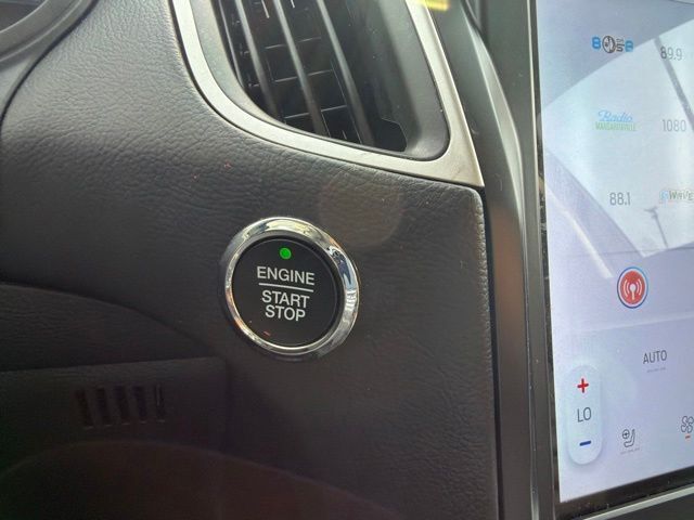 2024 Ford Edge SEL Random Lake WI