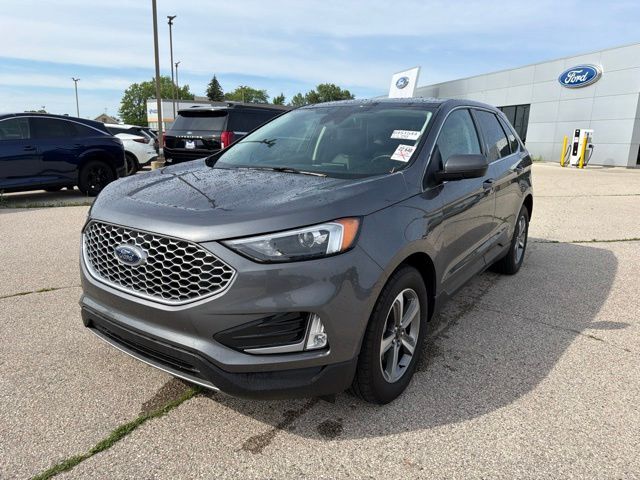 2024 Ford Edge SEL Random Lake WI