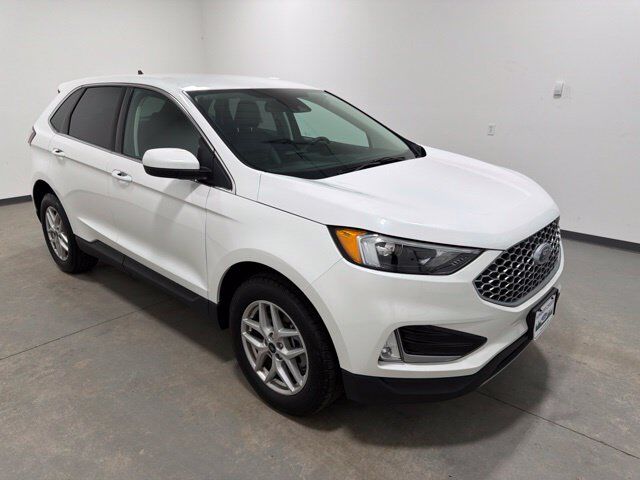 2024 Ford Edge SEL Pine River MN