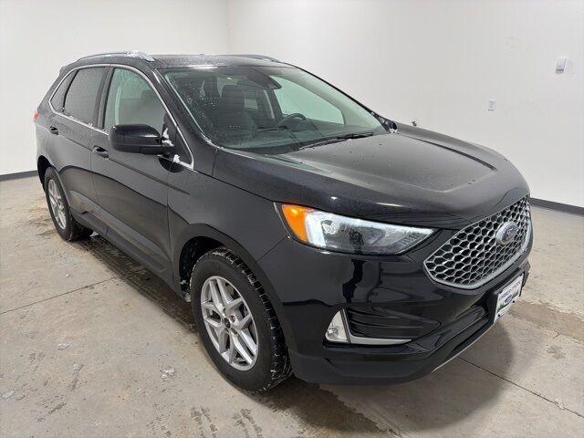 2024 Ford Edge SEL Pine River MN