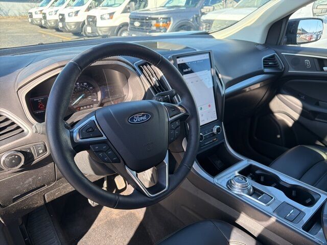 2024 Ford Edge SEL Pine River MN