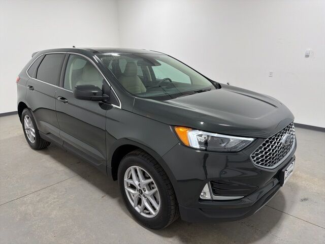 2024 Ford Edge SEL Pine River MN