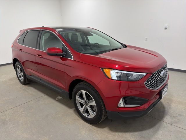 2024 Ford Edge SEL Pine River MN
